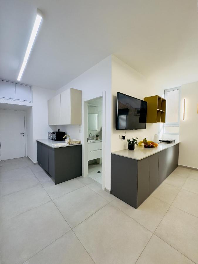Amazing 2Rooms Apt In Bat Yam - Step By The Beach Extérieur photo